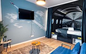 Airliner Apartment First Class Stay